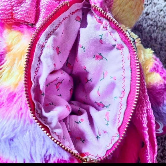 Adorable BAB Customized Plush Backpack - Picture 3 of 4